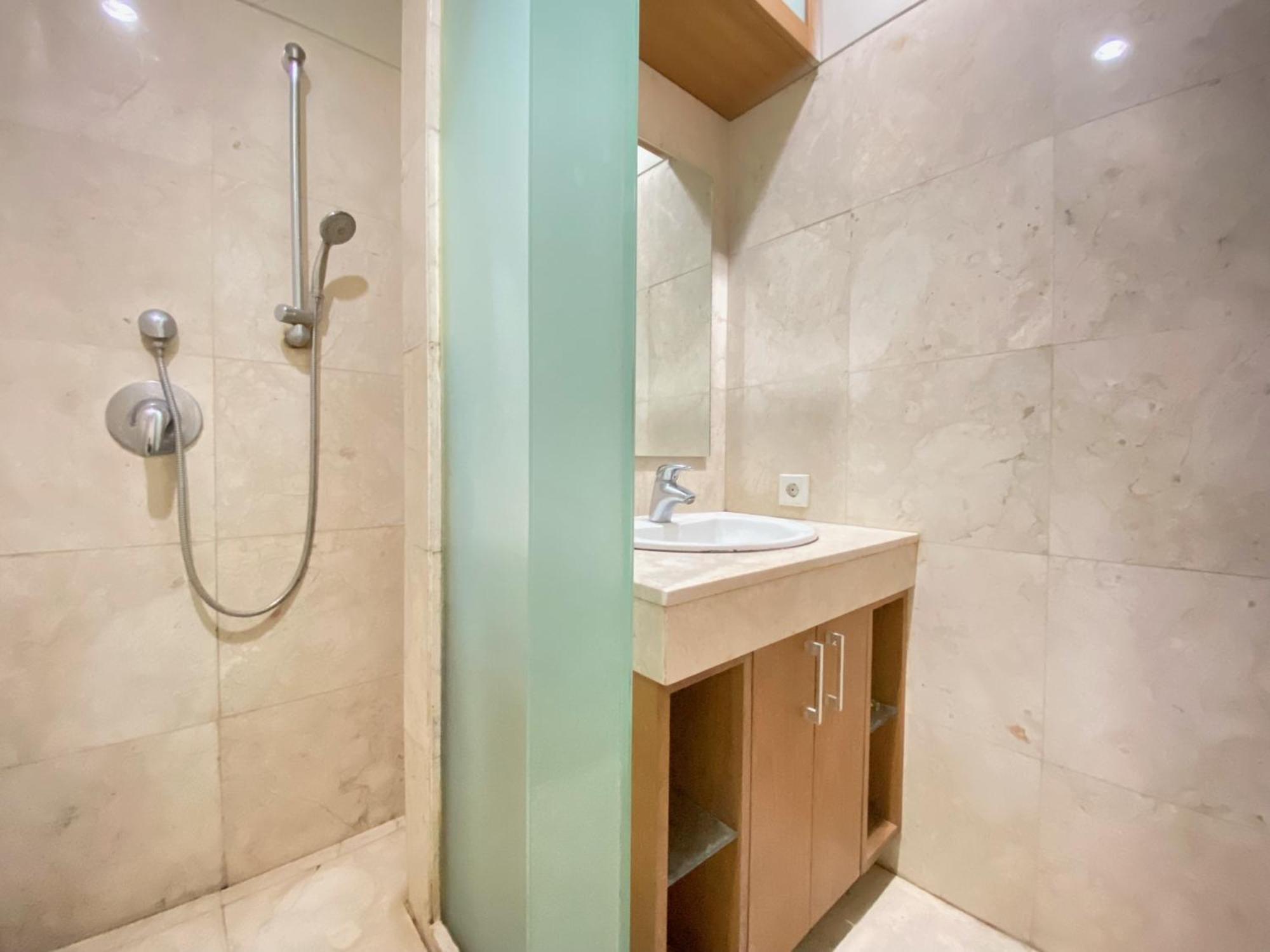 Spacious 2br At Dago Butik By Travelio *
